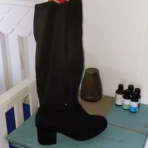 Women's wide calf boots
